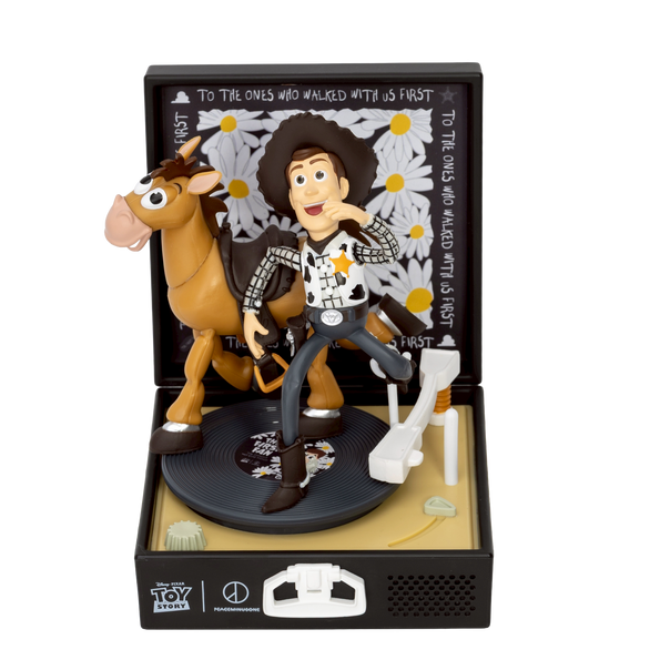 Diorama Figure Record Player
